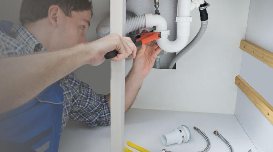Professional Water heater repair in Hermansville, MI